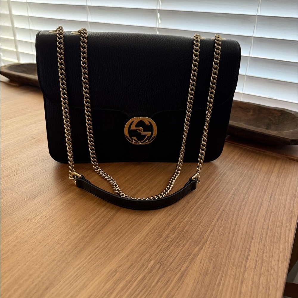Gucci Black Leather Shoulder Bag with Gold Chain